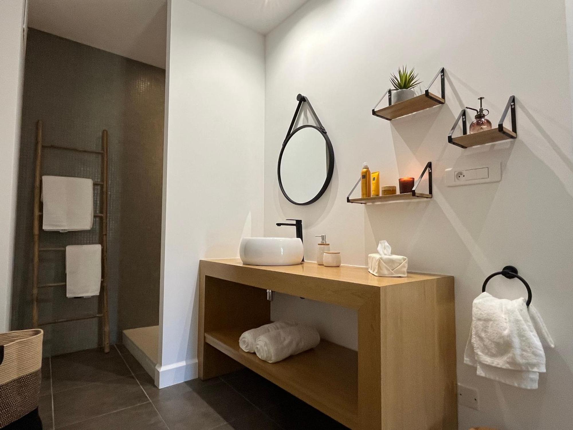 Les Gites De Monte Blanco Les Chambre D'Hotes Montblanc Zewnętrze zdjęcie